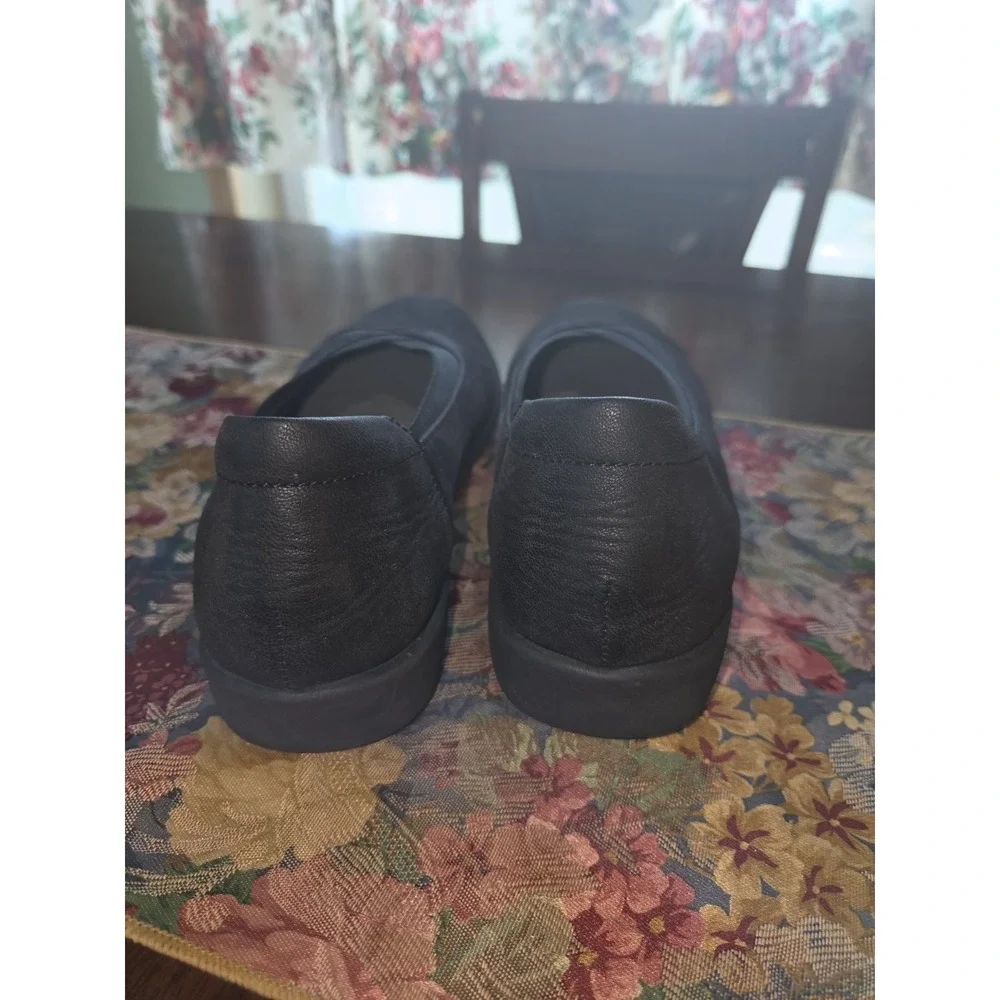 Clarks Cloudsteppers Breeze Ayla women's slip-on flats Size 10